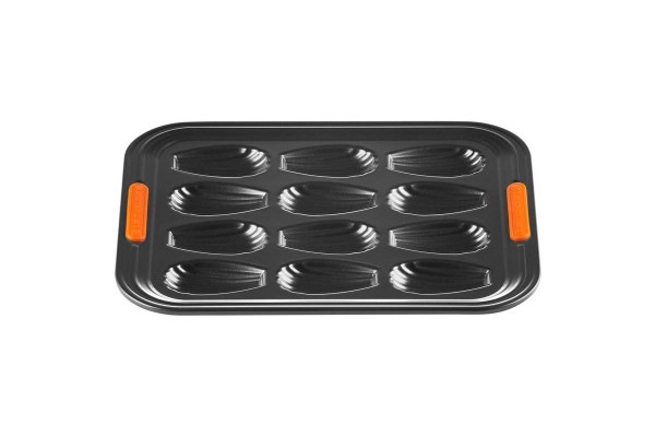 Le Creuset Backformen 46061000010000 12er Madeleineform