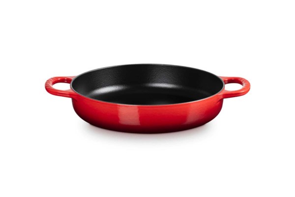 Le Creuset Gusseisen - Signature 20331280600422 Servierpfanne mit zwei Griffen 28cm 3,2L - Kirschrot