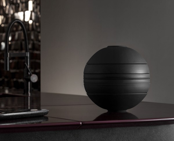 Villeroy & Boch Iconic La Boule black